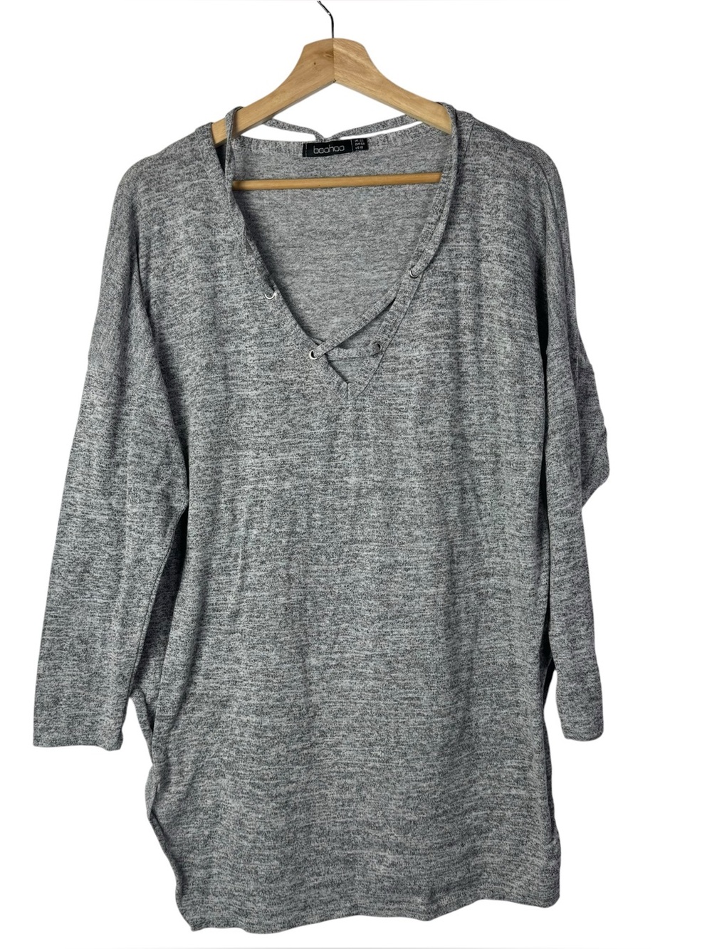 Boohoo Heather Gray Lightweight Knit V-Neck Long Sleeve Tunic 18